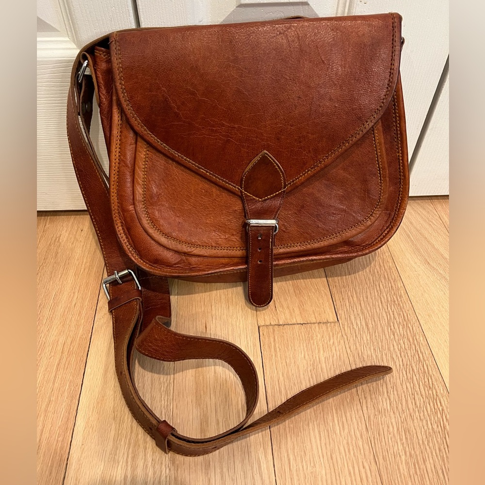 Handmade leather satchel style handbag with adjustable strap